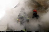 Pożar domu w Jedlance Starej: 14-letnia dziewczynka wyskoczyła z okna