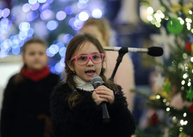 Charytatywny koncert kolęd i pastorałek w kościele Panien Dominikanek w Piotrkowie