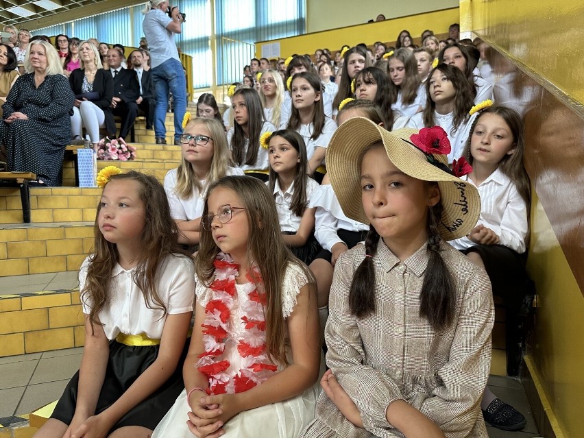 Jubileusz 30-lecia w Szkole Podstawowej nr 12 w Bełchatowie