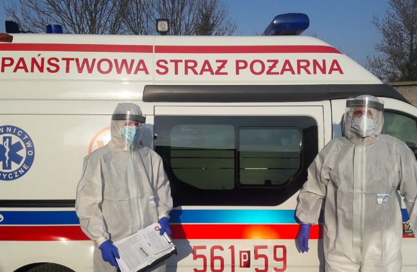 Pleszewscy strażacy wspierają walkę z koronawirusem