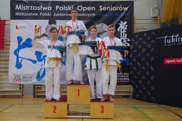 Michał Igielski na podium.