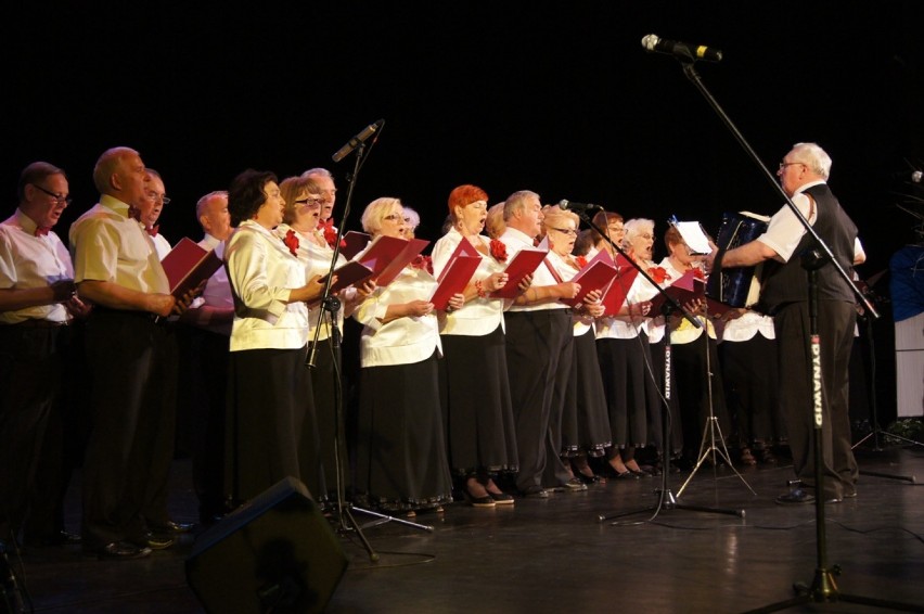 Koncert z okazji Dnia Matki w MDK w Radomsku
