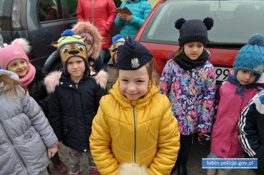 Policjanci odwiedzili przedszkolaków z Lubina [ZDJĘCIA] 