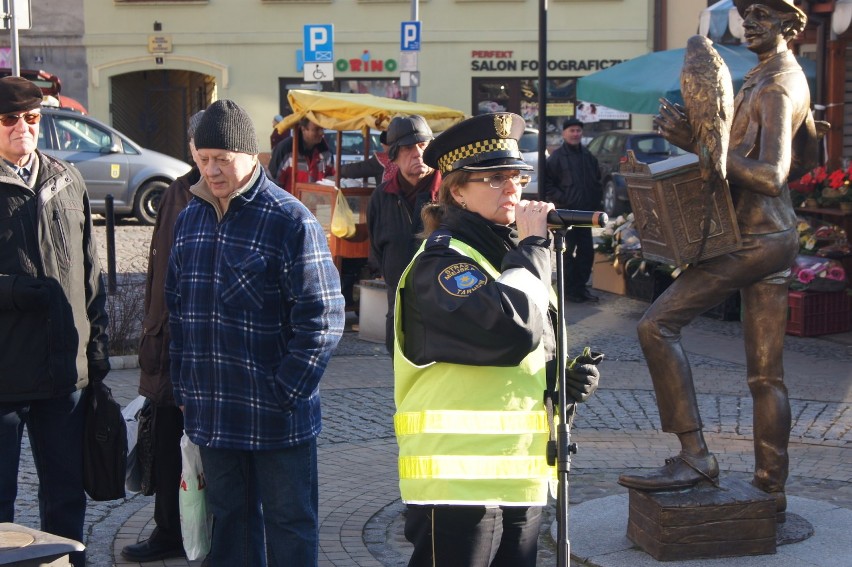 Tarnów: Straż miejska uczy palić w piecach