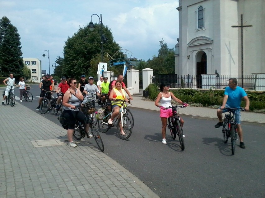 Rowerzyści ze Zgrzytu wybrali się na wycieczkę do Rozprzy