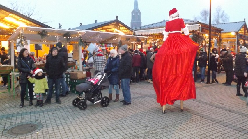 Świąteczny jarmark w Czempiniu