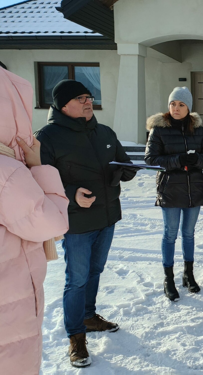 Prezydent Radomska spotkał się z mieszkańcami ul. Pszennej. Rozmawiano o oświetleniu i nowej nawierzchni drogi