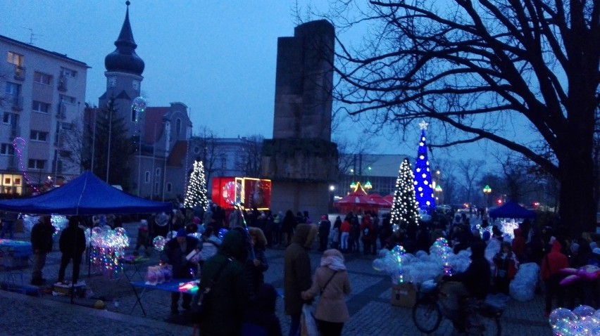 Ciężarówka świąteczna Coca-Coli wyruszyła w trasę po Polsce....