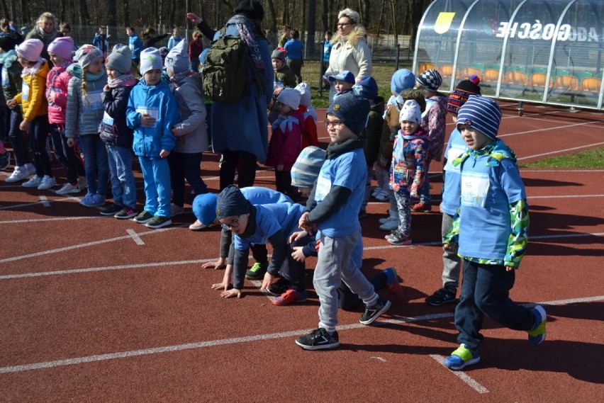 Lubliniecki Niebieski Bieg 2.04.2019 - występy dzieci i...