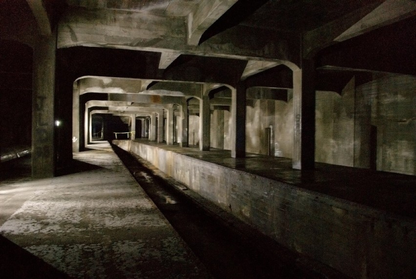 Choć mało kto o tym wie, pierwszy tunel metra  w stolicy...