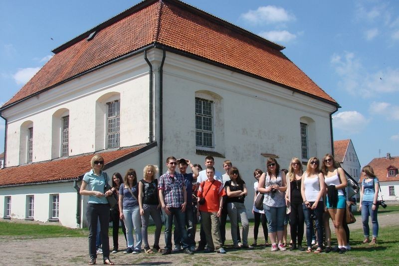 Uczniowie z II Liceum Ogólnokształcącego w Kutnie przebywali na wycieczce w Wilnie [ZDJĘCIA]
