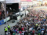 Pierwszy koncert na skierniewickim rynku,jeszcze nie ukończonym [ZDJĘCIA]