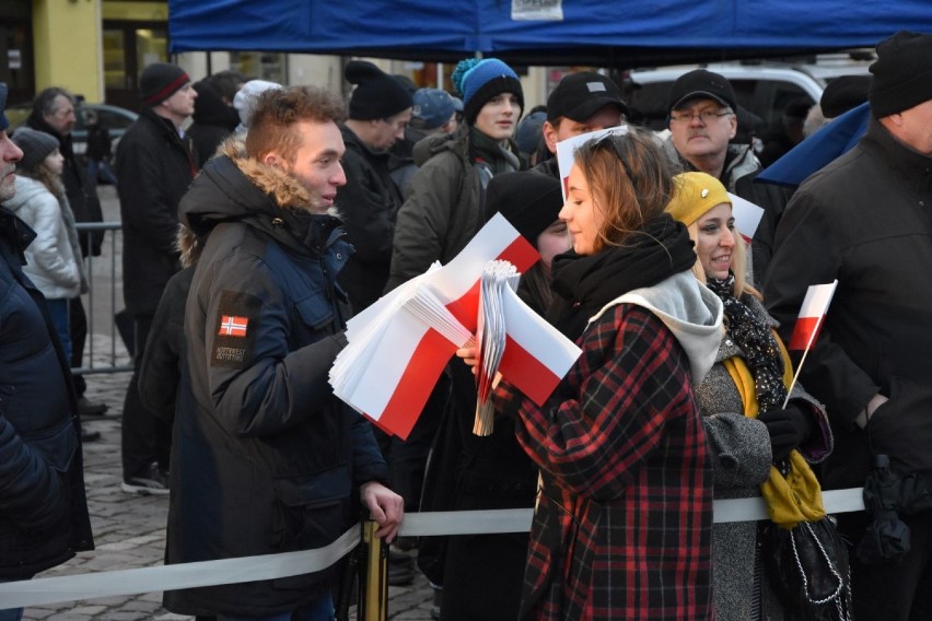 Prezydent RP na uroczystościach Zaślubin Polski z Morzem w Wejherowie