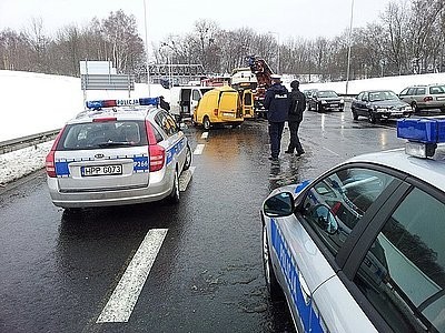 Tragiczny wypadek na DK 88 między Gliwicami a Zabrzem. Dwie osoby nie żyją