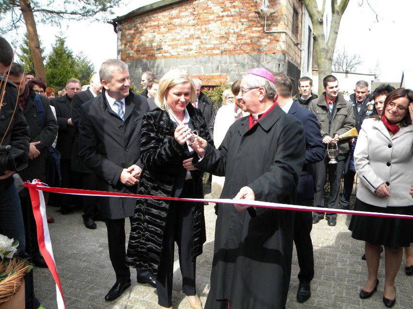 Krzywe Koło: Uroczyste otwarcie dobudowanej części ŚDS Centrum Caritas