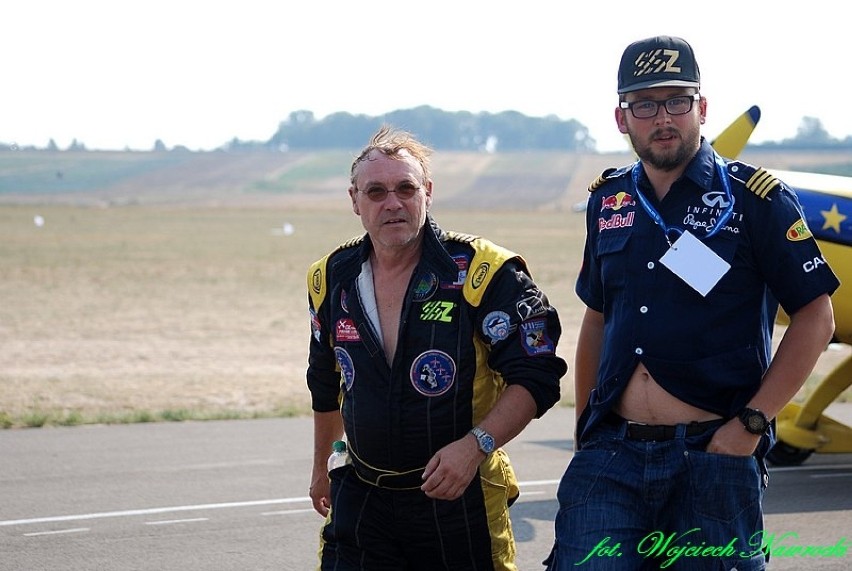 Pilot Uwe Zimmermann z Niemiec przy Extra 200