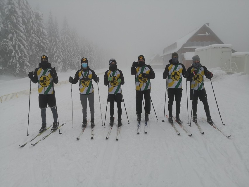 Żużlowcy Falubazu Zielona Góra na nartach w Jakuszycach.