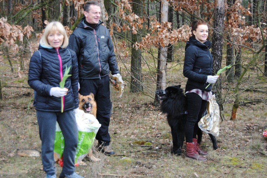 W akcji udział brali młodzi, jak i starsi mieszkańcy okolic