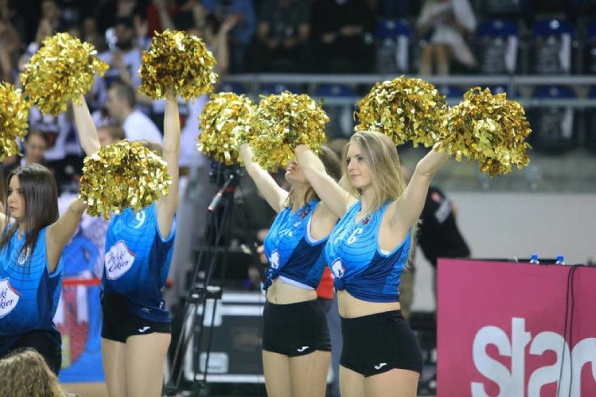 Cheerleaders Toruń są obecne na każdym meczu Polskiego Cukru...