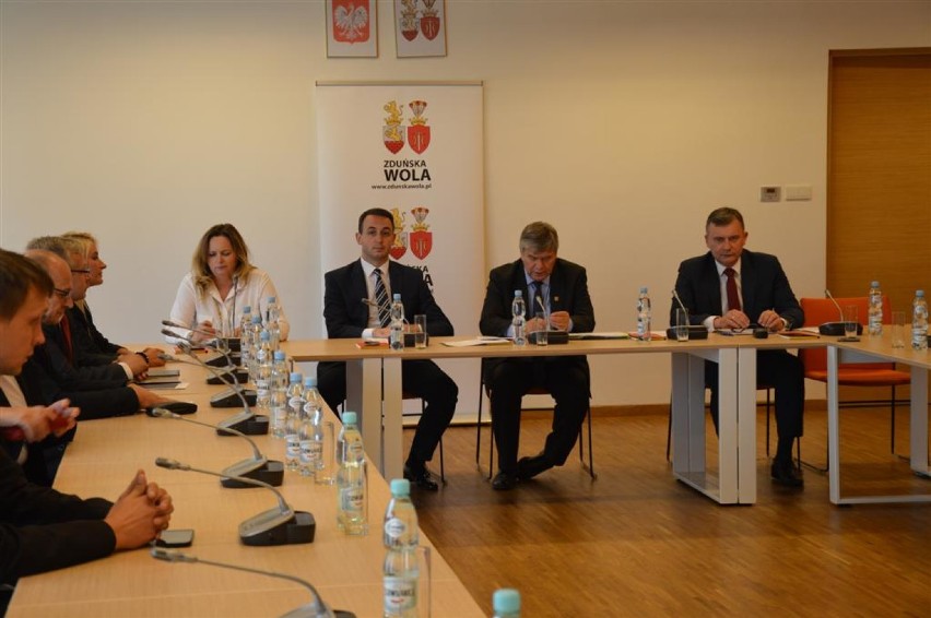 Zarząd Województwa Łódzkiego na wyjazdowej sesji w Zduńskiej Woli