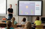 Nowe tablice interaktywne dla szkół podstawowych w Radomsku