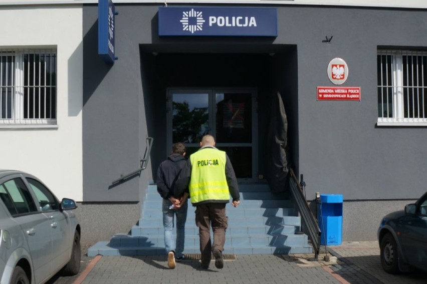 Policja Siemianowice: Ukradł kawę w markecie i pobił...