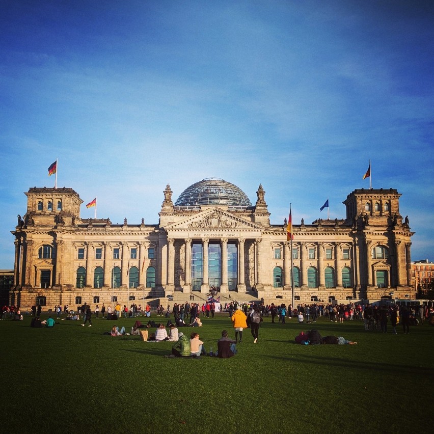 Berliński Bundestag to siedziba władzy uchwałodawczej...