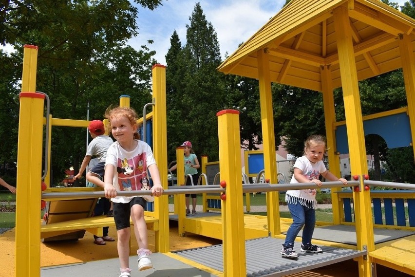 Na os. Chemików w Oświęcimiu otwarty został nowy park...