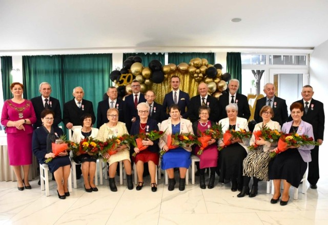 9 par z gminy Mieścisko odebrało medale za długoletnie pożycie małżeńskie. Spędzili ze sobą 50 lat!