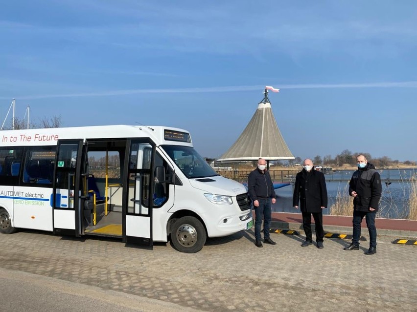 W gminie Cedry Wielkie i Kolbudy testują autobus elektryczny |ZDJĘCIA