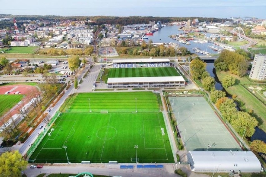 Stadion Miejski im. Sebastiana Karpiniuka
Pojemność: 3014...