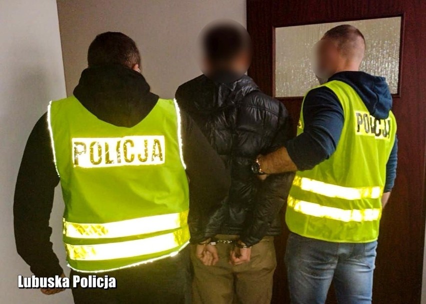 Policjanci z Gubina zatrzymali passata, który przewoził...