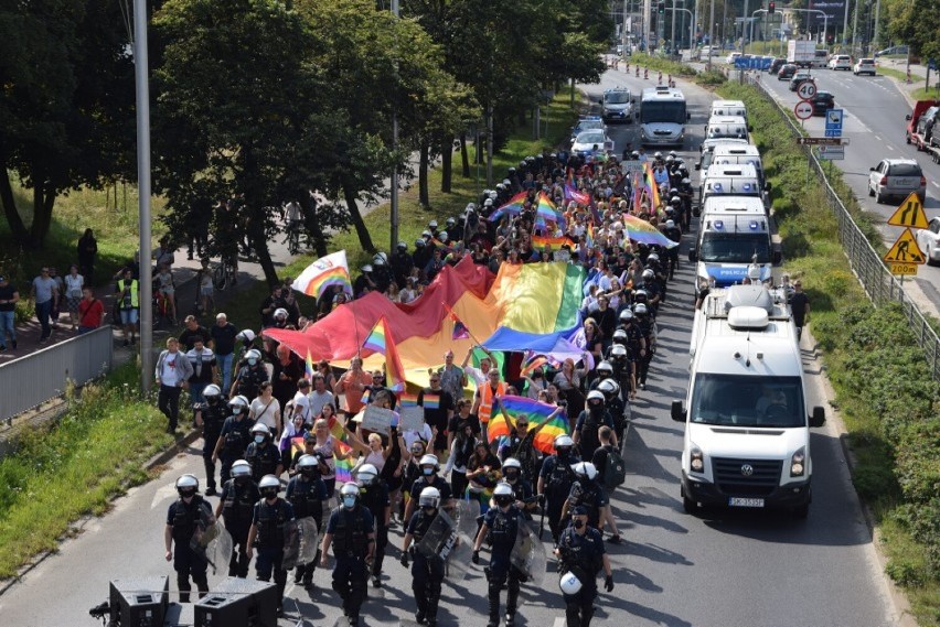Do zdarzenia miało dojść 21 sierpnia 2021 roku podczas trzeciego marszu równości w Częstochowie