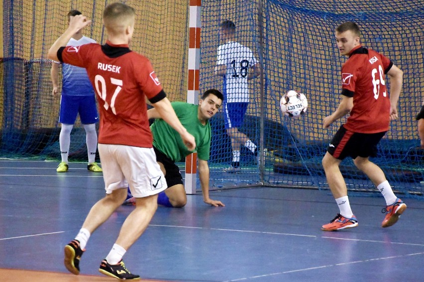 Futsal. W Turnieju Niepodległości w Pile triumfował Eltom. Zobaczcie zdjęcia