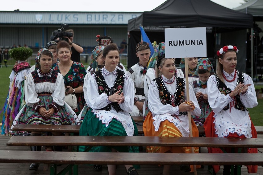 Od samego początku impreza związana jest z budową trasy Via...