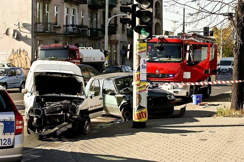 Wrocław: Wypadek na Krakowskiej, dwie osoby ranne