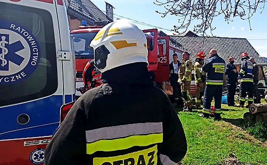 W gorczańskiej wiosce pod Mszaną Dolną pożar wybuchł w samo południe