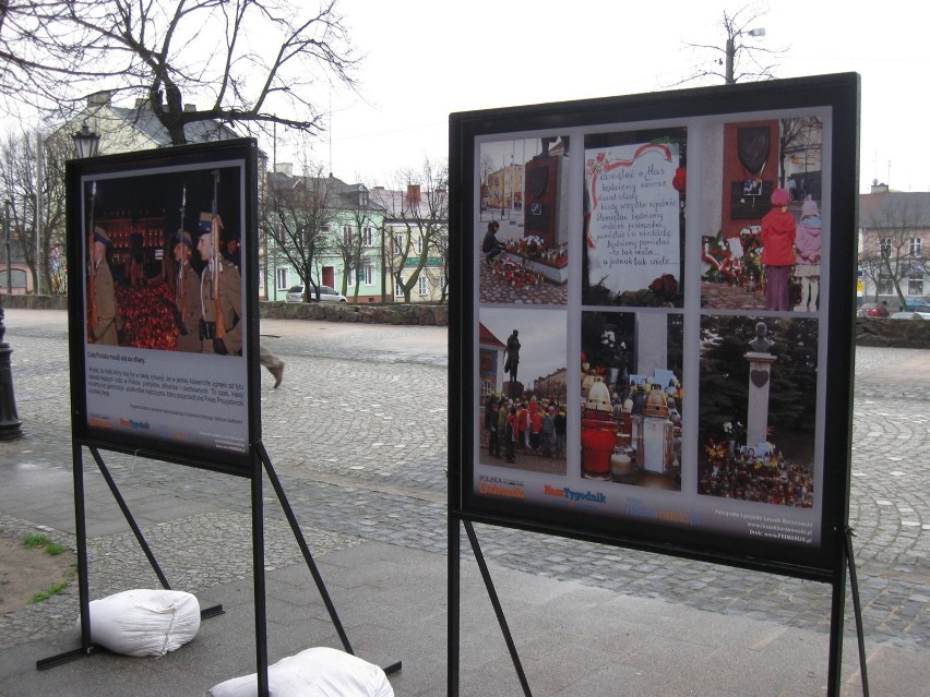 W rocznicę tragedii smoleńskiej na placu Wolności można obejrzeć wystawę