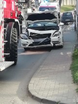 Wypadek w Boguszowicach obok cmentarza. Utrudnienia w ruchu [ZDJĘCIA]