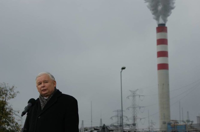 Jarosław Kaczyński w Koninie przed Elektrownią Pątnów /ZE PAK/ mówił o energetyce w Polsce, rozbudowie elektrowni i o tym, kto powinien nadzorować ten sektor gospodarki.

CZYTAJ WIĘCEJ: Jarosław Kaczyński z wizytą w Koninie