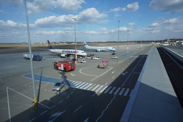 Rok 2019 był gorszy dla poznańskiego lotniska Ławica pod względem liczby obsłużonych pasażerów w porównaniu do roku 2018. Lepiej powinno być jednak w tym roku.