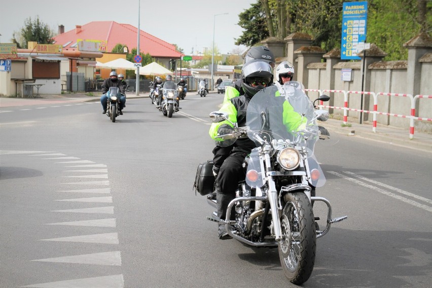 Majówka 2022. Kilka tysięcy motocyklistów zjechało się do Lichenia na otwarcie sezonu