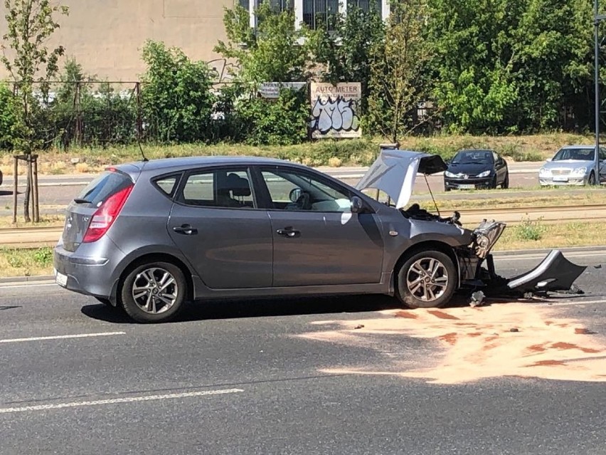 Kierująca volkswagenem zatrzymała się zaraz po potrąceniu...