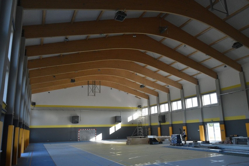 Nowoczesna hala sportowa w Miłoradzu wkrótce zostanie oddana do użytku