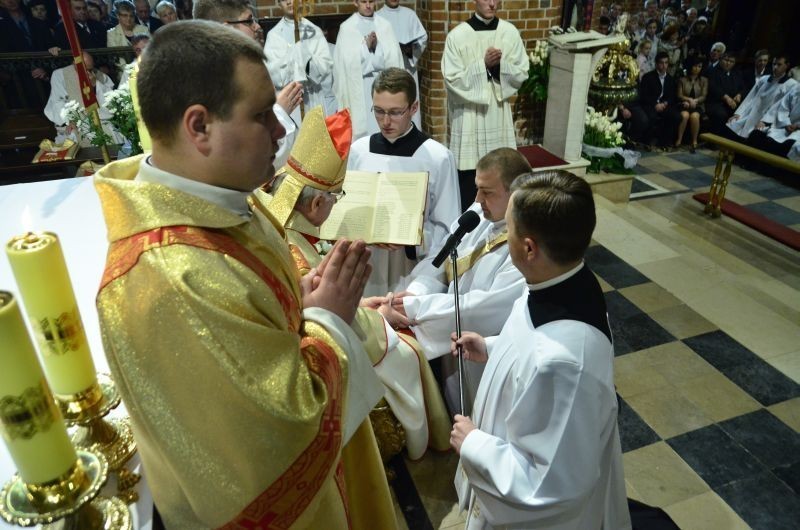 Poznań - Wyświęcono sześciu nowych księży chrystusowców [ZDJĘCIA]