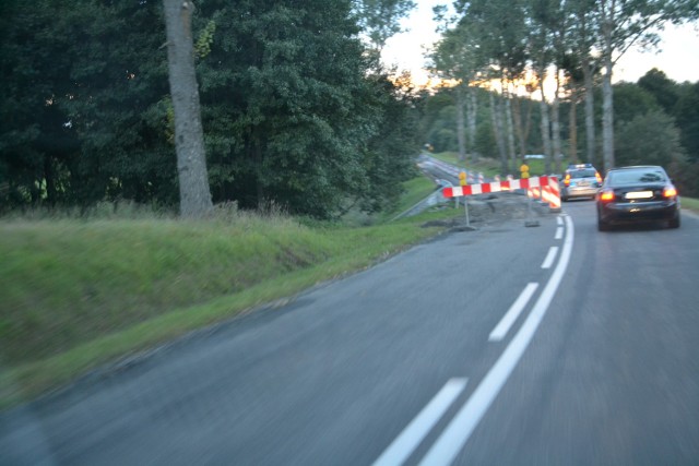 Remont mostu nad rzeką Borują. Utrudnienia dla kierowców potrwają do listopada