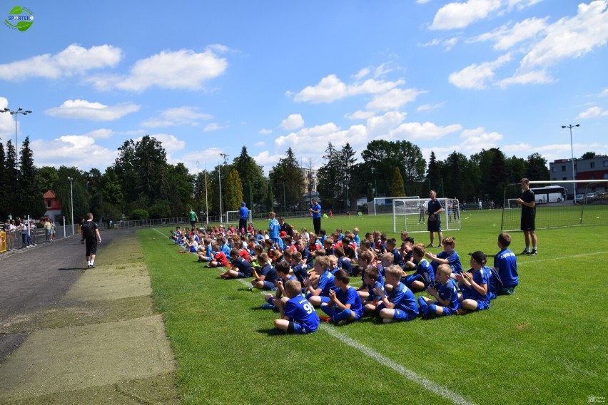 Szamotuły. Turniej WZPN orlików i żaków na stadionie im. Stanisława Kurowskiego