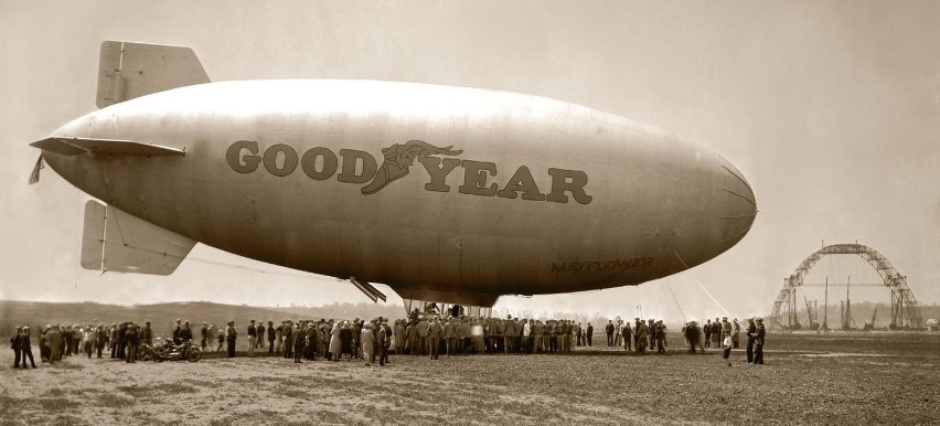 Goodyear rozpoczął swoją przygodę z awiacją w 1910 r.,...