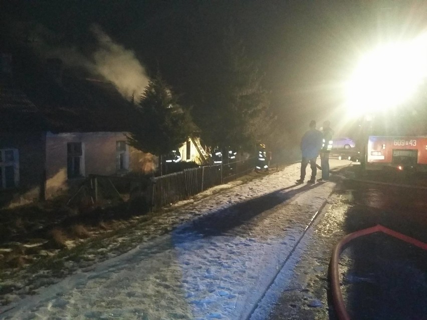 Książ Wlkp.: pożar domu na ul. Leśnej - 26 styczeń 2017 r.
