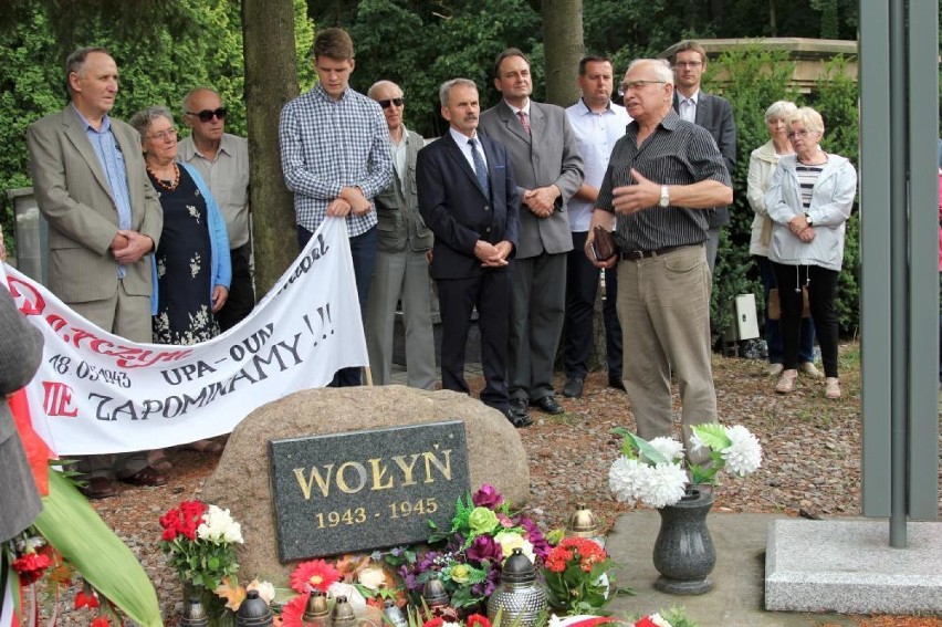 Chodzież: Rzeź wołyńska i jej ofiary nie mogą zostać zapomniane. Przyjdź na uroczystość i wywieś flagę!